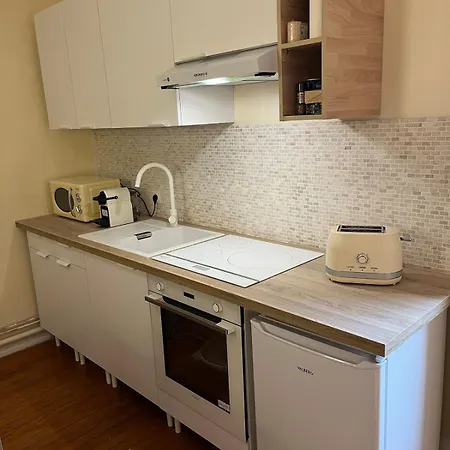 Cosy A 200 Metres Des Thermes Apartmán *