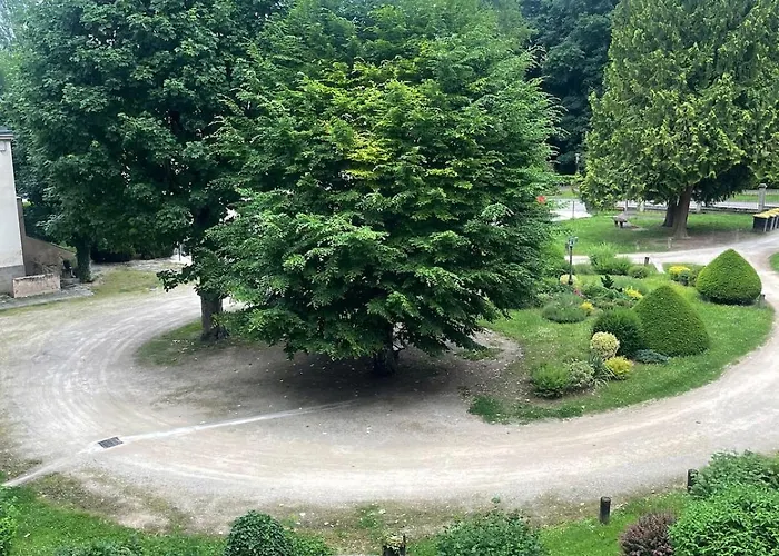 Cosy A 200 Metres Des Thermes Apartmán *